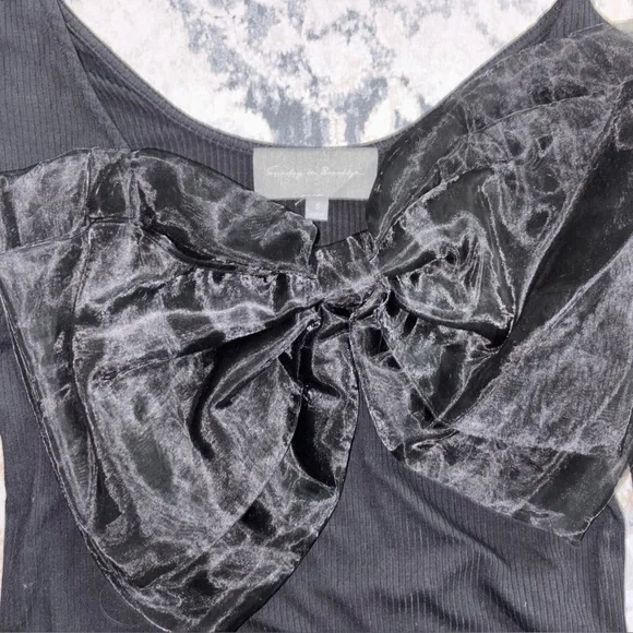 Black Bow long sleeve - Picture 4 of 4